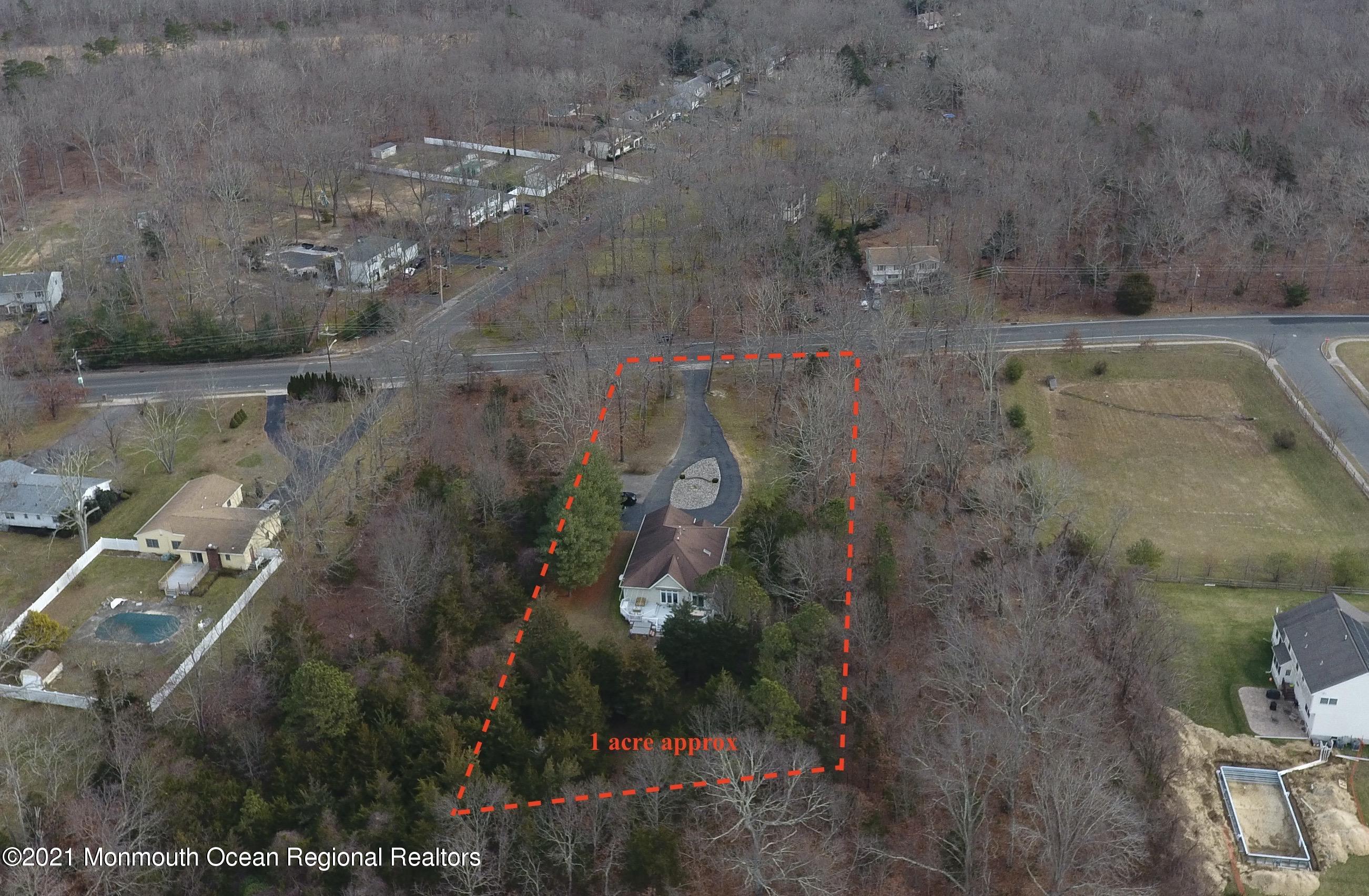 352 Brewers Bridge Road Jackson, NJ 08527 - Photo 14 of 34 an aerial view of residential house with outdoor space