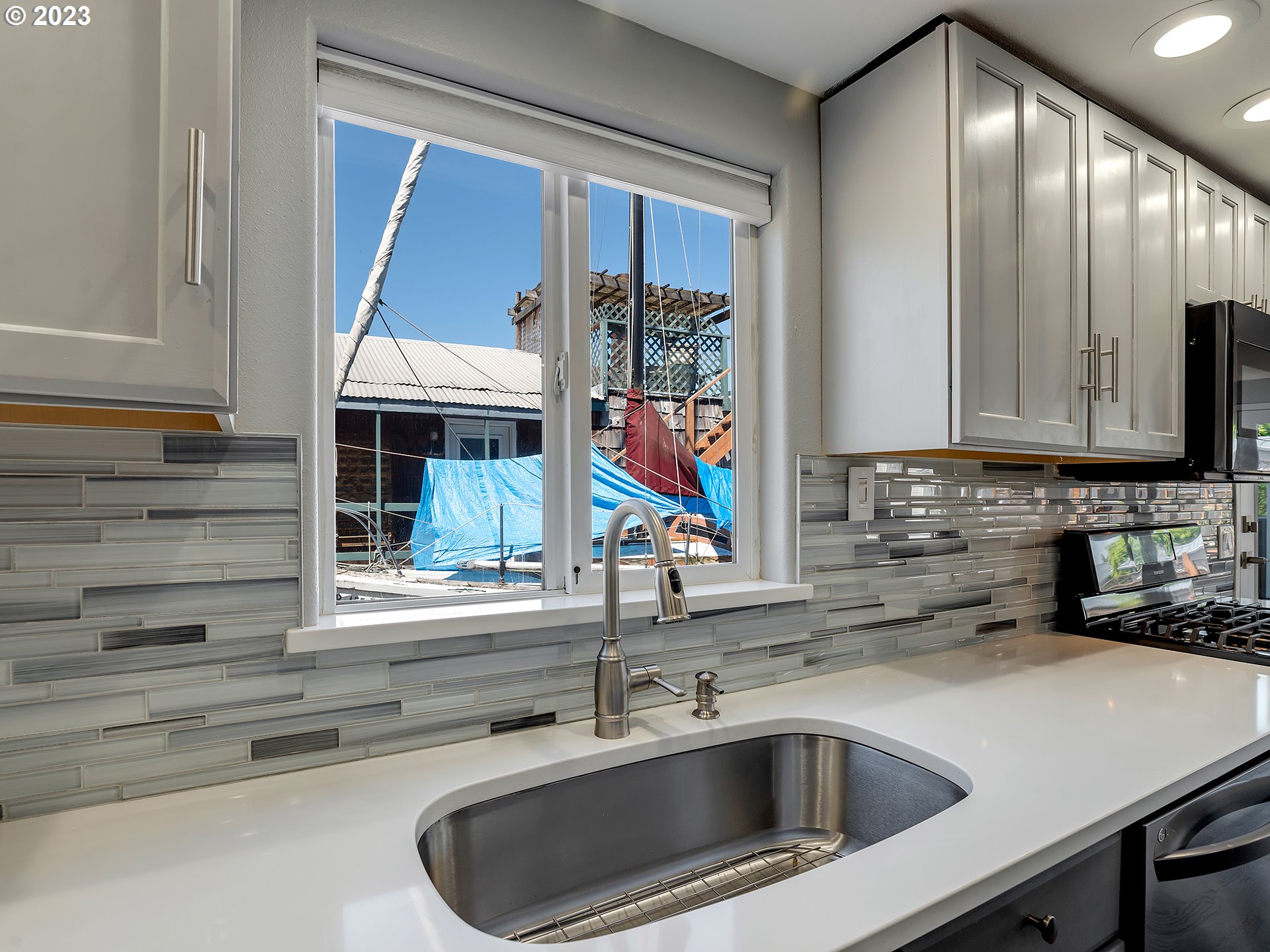 429 North Bridgeton Road, Unit 7A Portland, OR 97217 - Photo 9 of 48 Gallery Image 9
