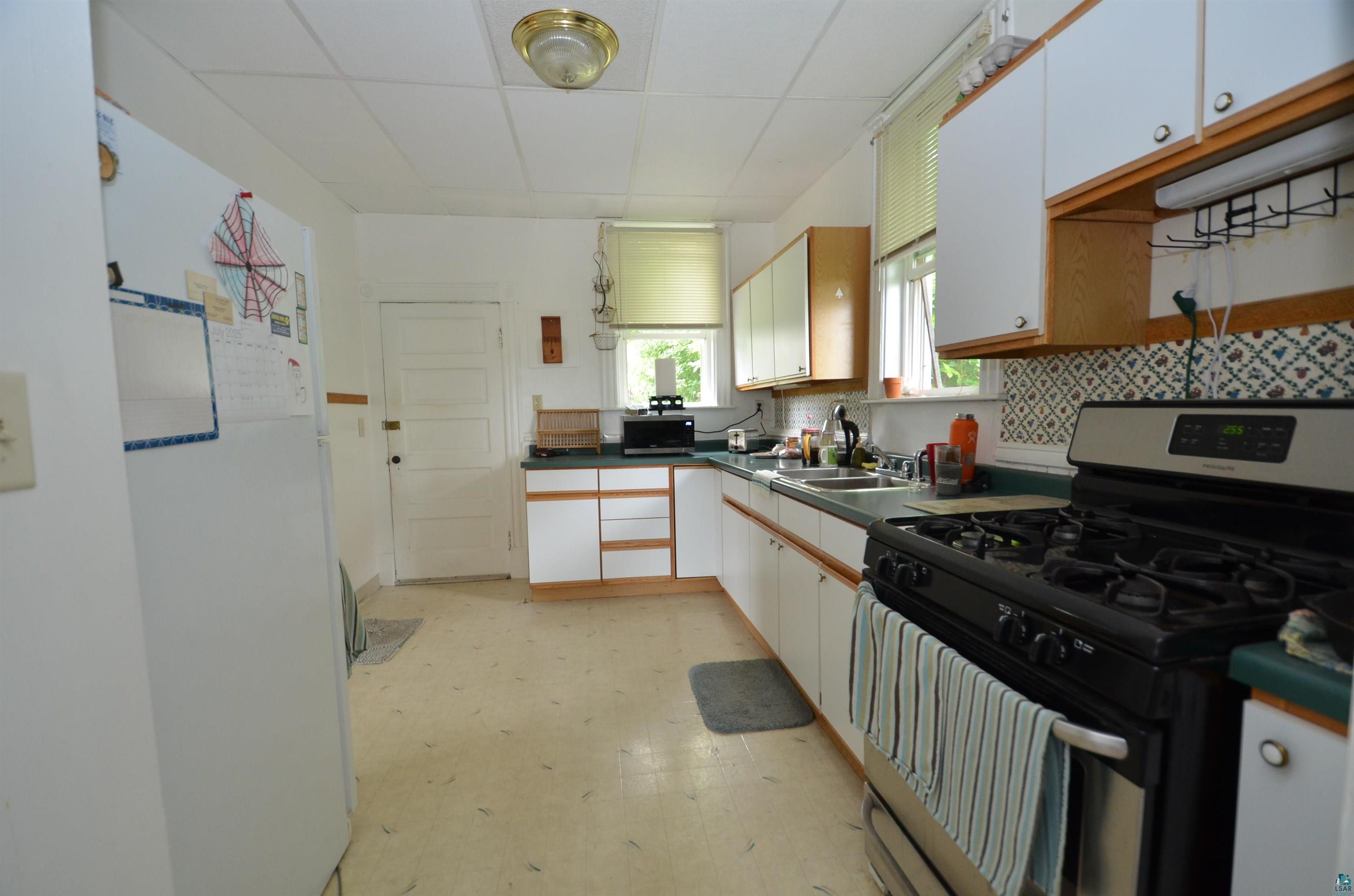 1026 East 3rd Street Duluth, MN 55805 - Photo 12 of 23