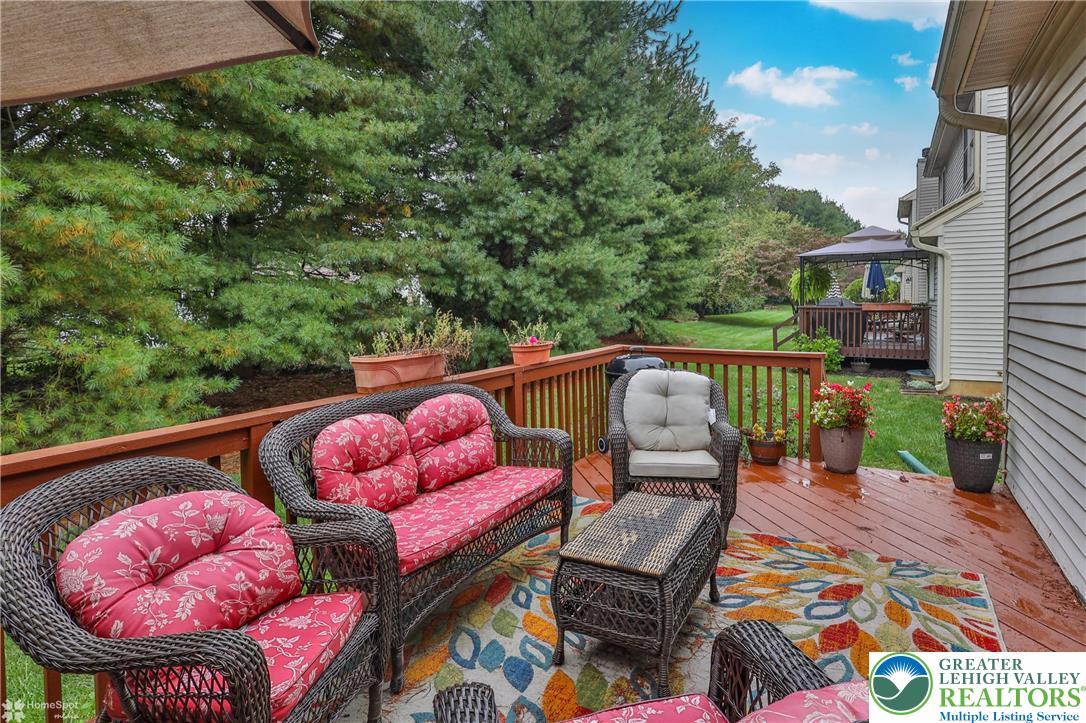 204 Ridings Circle Macungie, PA 18062 - Photo 51 of 53 a view of outdoor sitting area with furniture