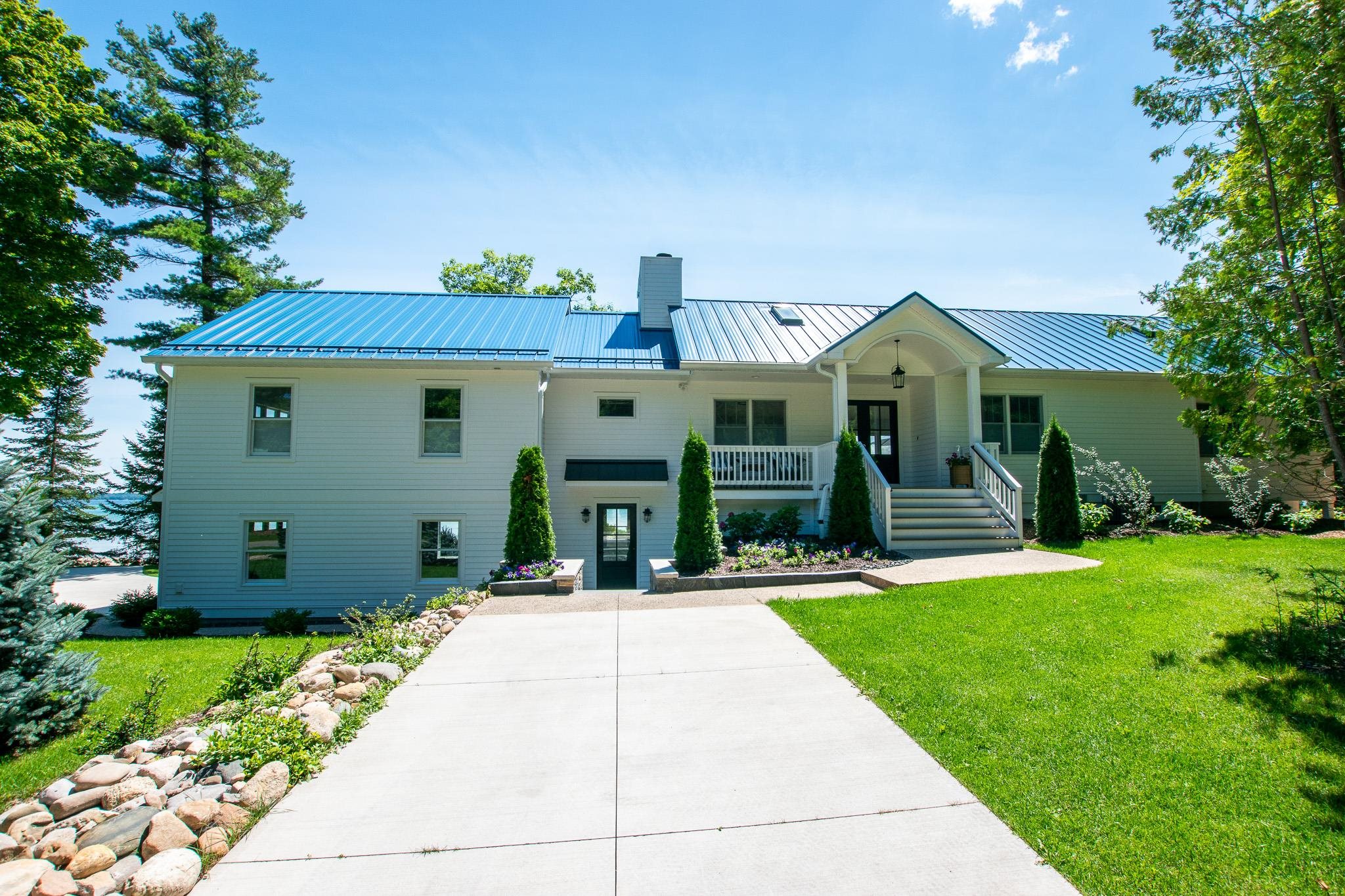 3729 South Lee Point Road Suttons Bay, MI 49682 - Photo 82 of 88 1949722-408bb23d-e77e-4cc1-baf4-9303c05e5977.JPG