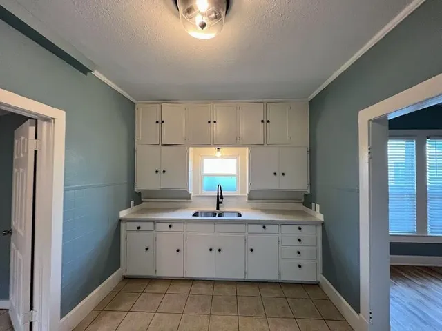 $339,900 | 3217 Northwest 29th Street, Fort Worth, TX 76106