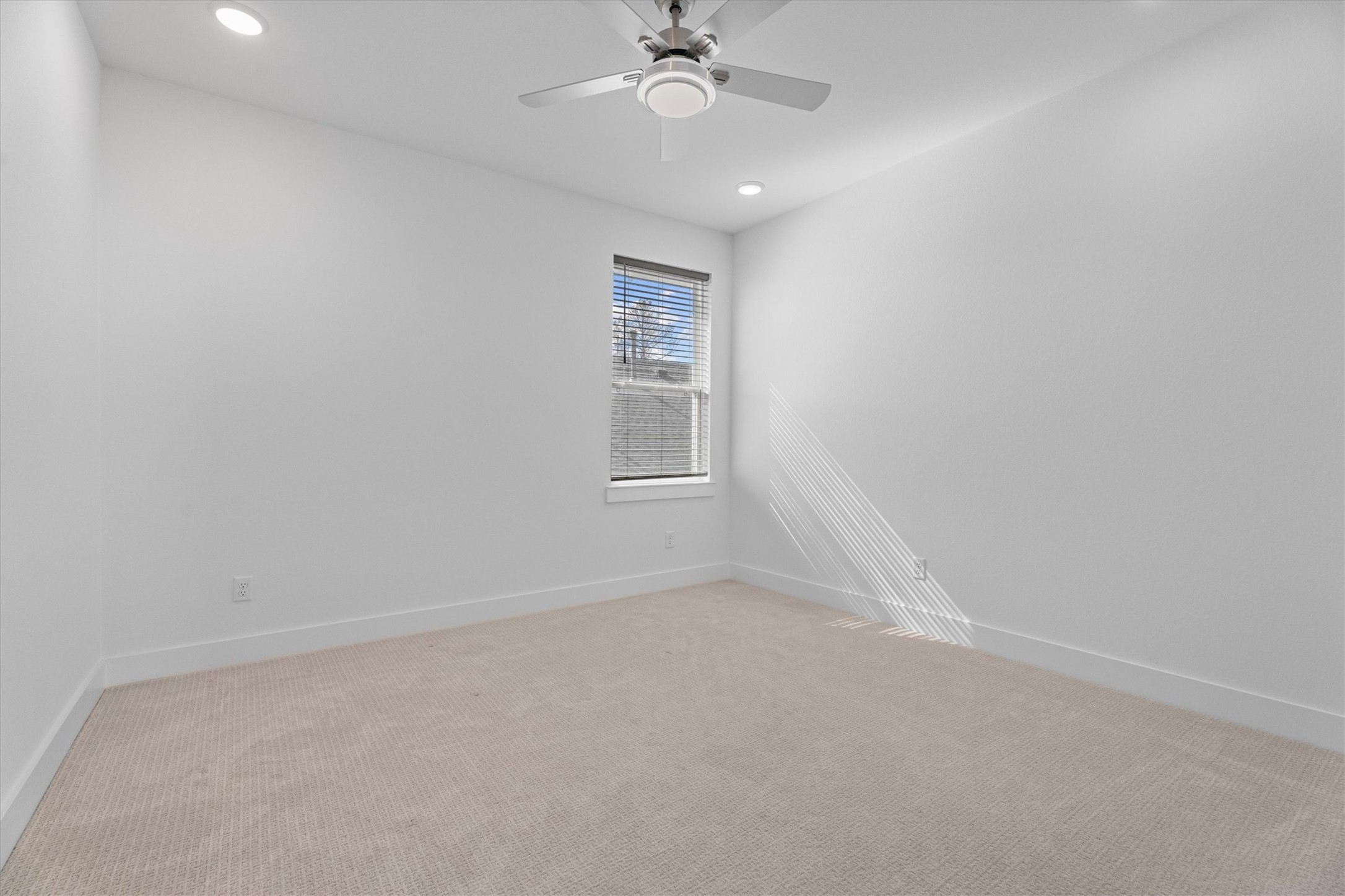 5030 Vly Wind Court Spring, TX 77386 - Photo 25 of 36 3rd bedroom upstairs with fan and additional ceiling lights.