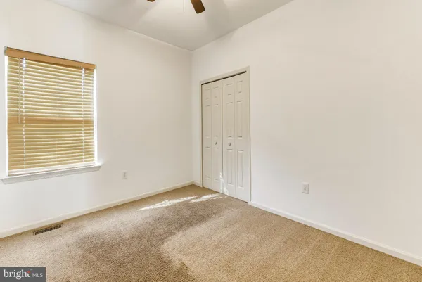 $475,000 | 176 Billows Drive, Mount Royal, NJ 08061