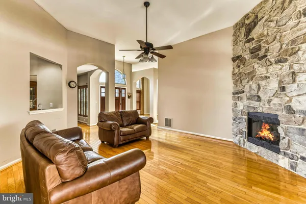 $475,000 | 176 Billows Drive, Mount Royal, NJ 08061