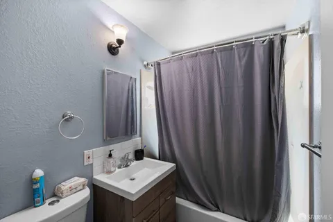 $850,000 | 2120 East 22nd Street, Oakland, CA 94606