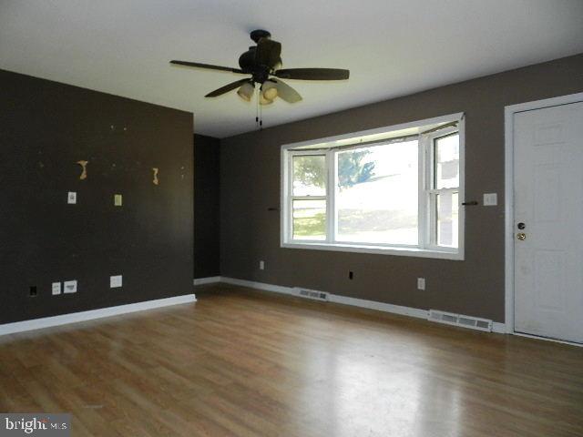 3952 North Rohrbaugh Road Seven Valleys, PA 17360 - Photo 11 of 19 Gallery Image 11