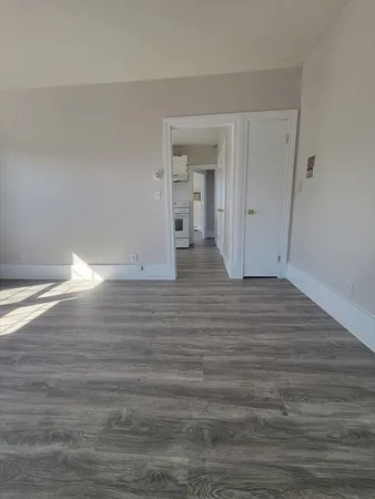 $1,700 | 388 East Merrimack Street, Unit 7, Lowell, MA 01852