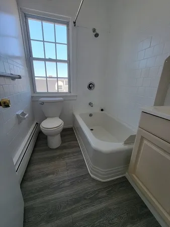$1,700 | 388 East Merrimack Street, Unit 7, Lowell, MA 01852