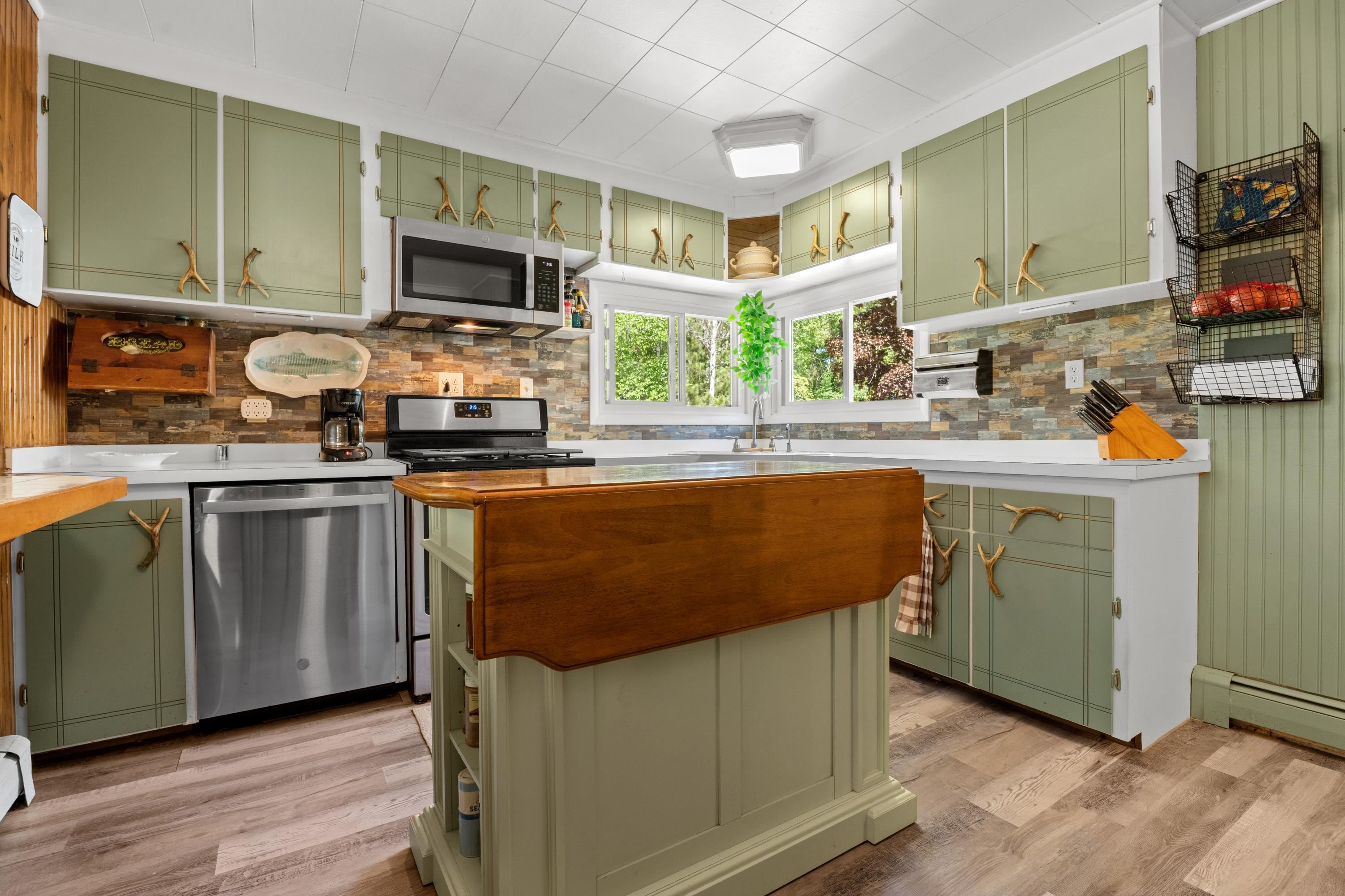2670 Plainfield Road Hale, MI 48739 - Photo 8 of 32