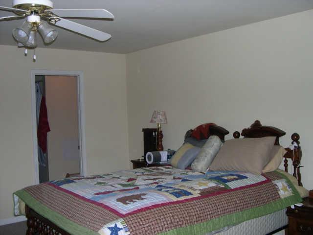 202 Sugarberry Lane Springfield, TN 37172 - Photo 8 of 13 Gallery Image 8