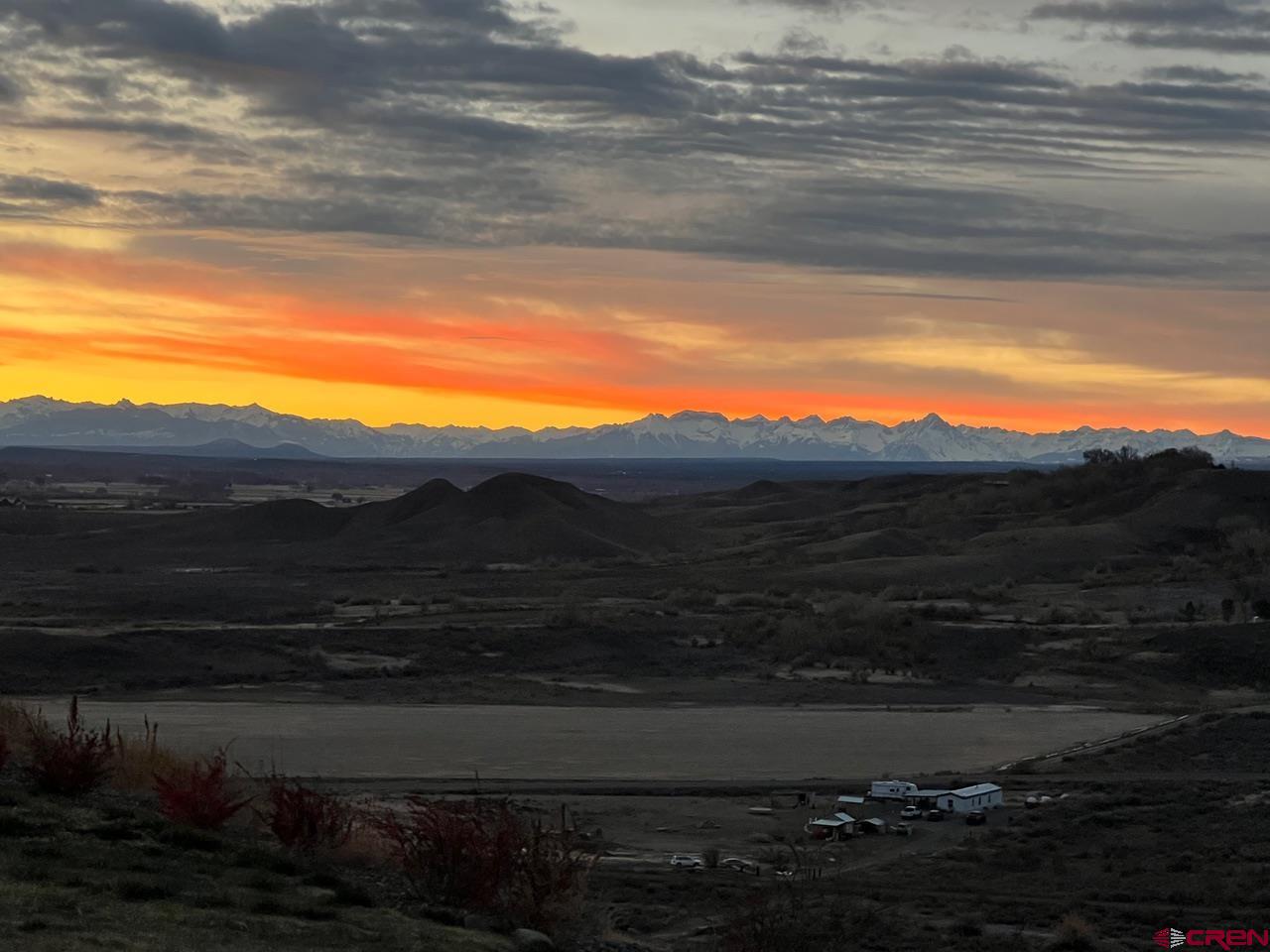 11266 5880 Road Montrose, CO 81403 - Photo 38 of 43 a view of an ocean and mountain