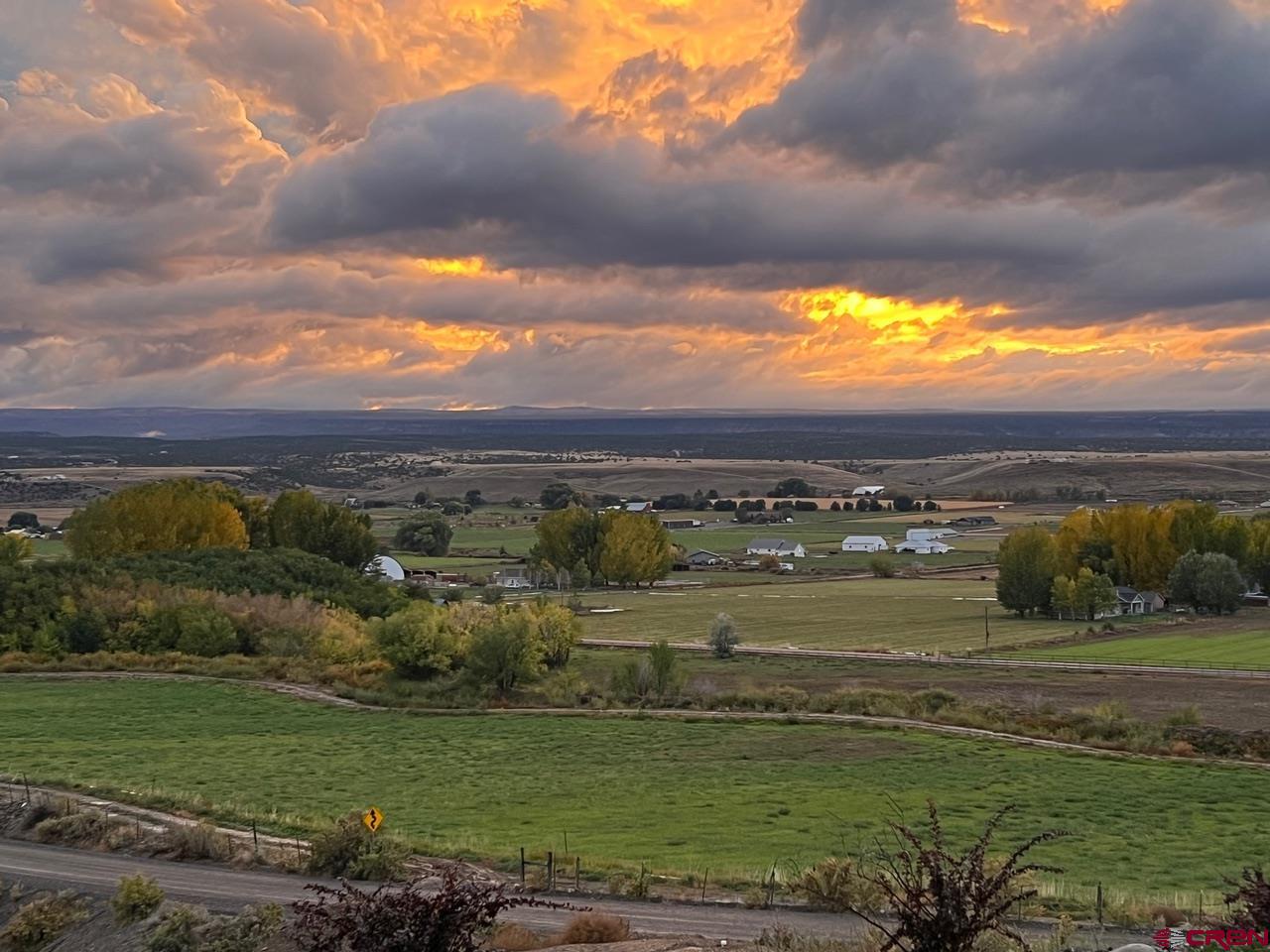 11266 5880 Road Montrose, CO 81403 - Photo 39 of 43 a view of a city with an ocean