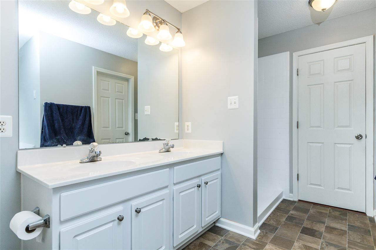 1035 Lake Moraine Place Raleigh, NC 27607 - Photo 10 of 19 Photo 10