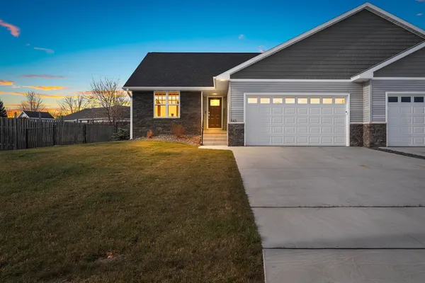 $349,900 | 843 Redhawk Drive, Pulaski, WI 54162