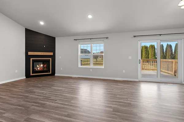 $349,900 | 843 Redhawk Drive, Pulaski, WI 54162