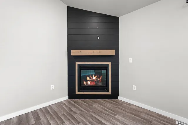 $349,900 | 843 Redhawk Drive, Pulaski, WI 54162