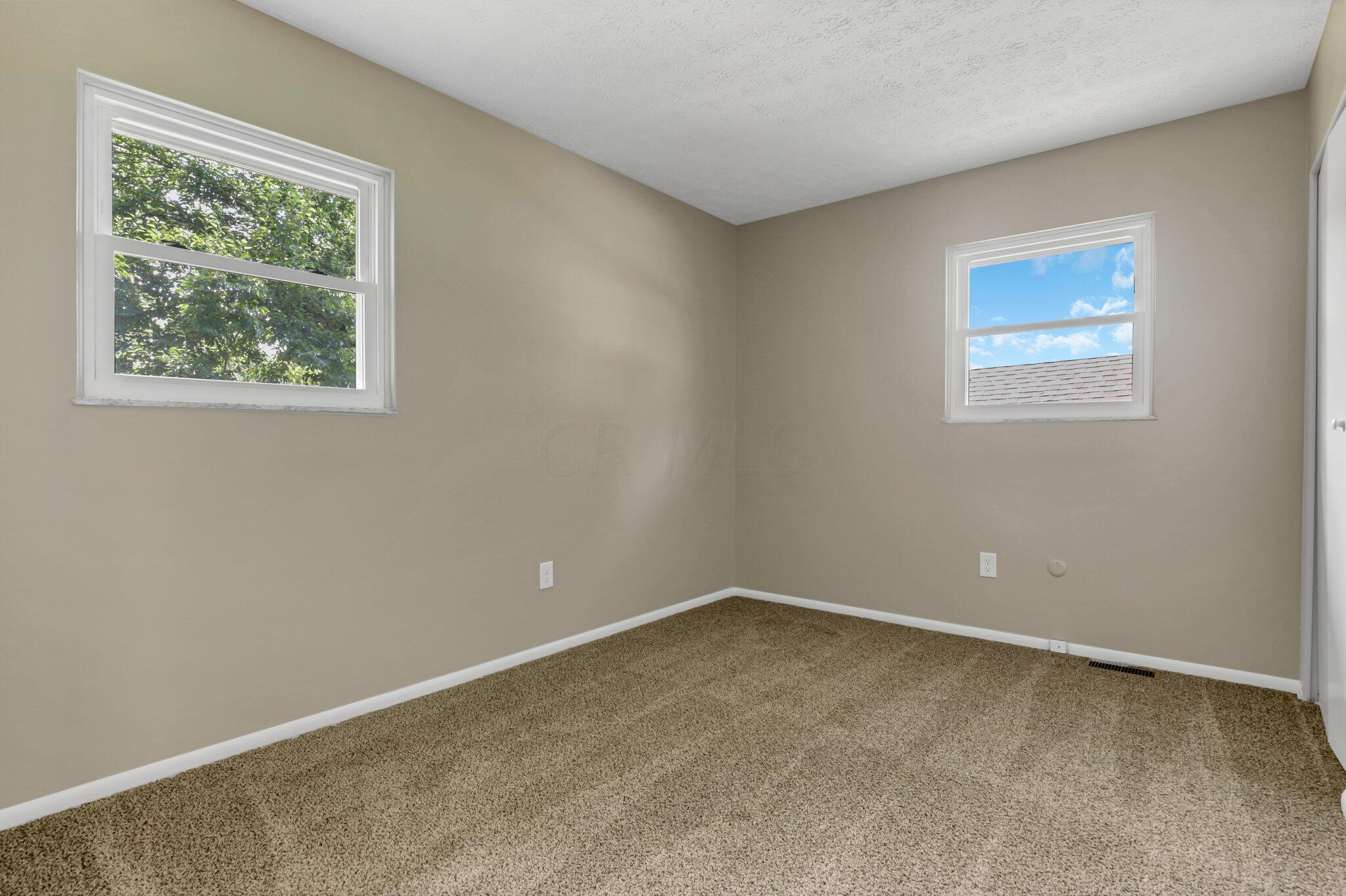 1501 Koebel Road Columbus, OH 43207 - Photo 12 of 24 13-web-or-mls-IMG_8981