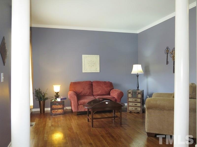 10437 Chandler Way Raleigh, NC 27614 - Photo 3 of 25 Gallery Image 3