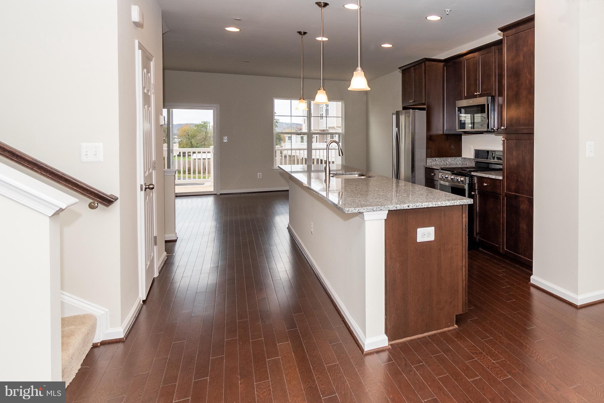 6157 Posey Street Frederick, MD 21703 - Photo 4 of 14 Kitchen