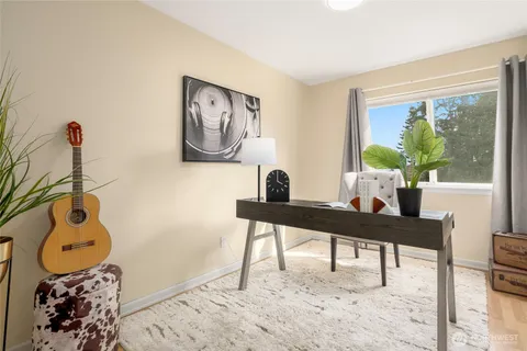 $1,625,000 | 15920 Northeast 51st Street, Redmond, WA 98052