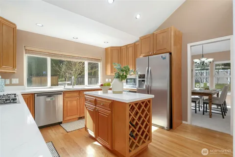 $1,625,000 | 15920 Northeast 51st Street, Redmond, WA 98052