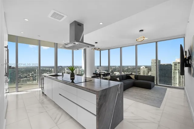 $1,299,000 | 700 Northeast 26th Terrace, Unit 4906, Miami, FL 33137