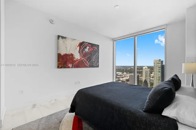 $1,299,000 | 700 Northeast 26th Terrace, Unit 4906, Miami, FL 33137