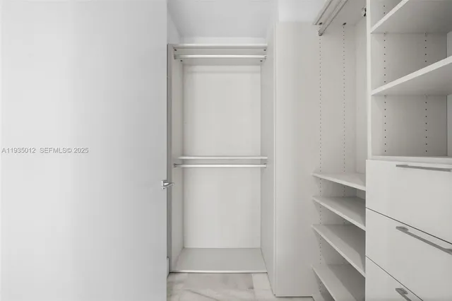 $1,299,000 | 700 Northeast 26th Terrace, Unit 4906, Miami, FL 33137