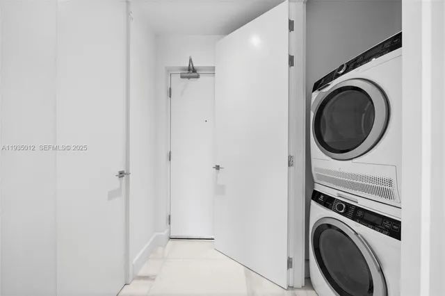 $1,299,000 | 700 Northeast 26th Terrace, Unit 4906, Miami, FL 33137