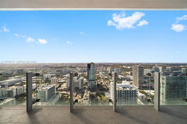 $1,299,000 | 700 Northeast 26th Terrace, Unit 4906, Miami, FL 33137