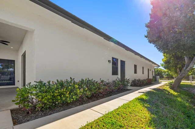 $4,500 | 2315 Zeder Avenue, Delray Beach, FL 33444