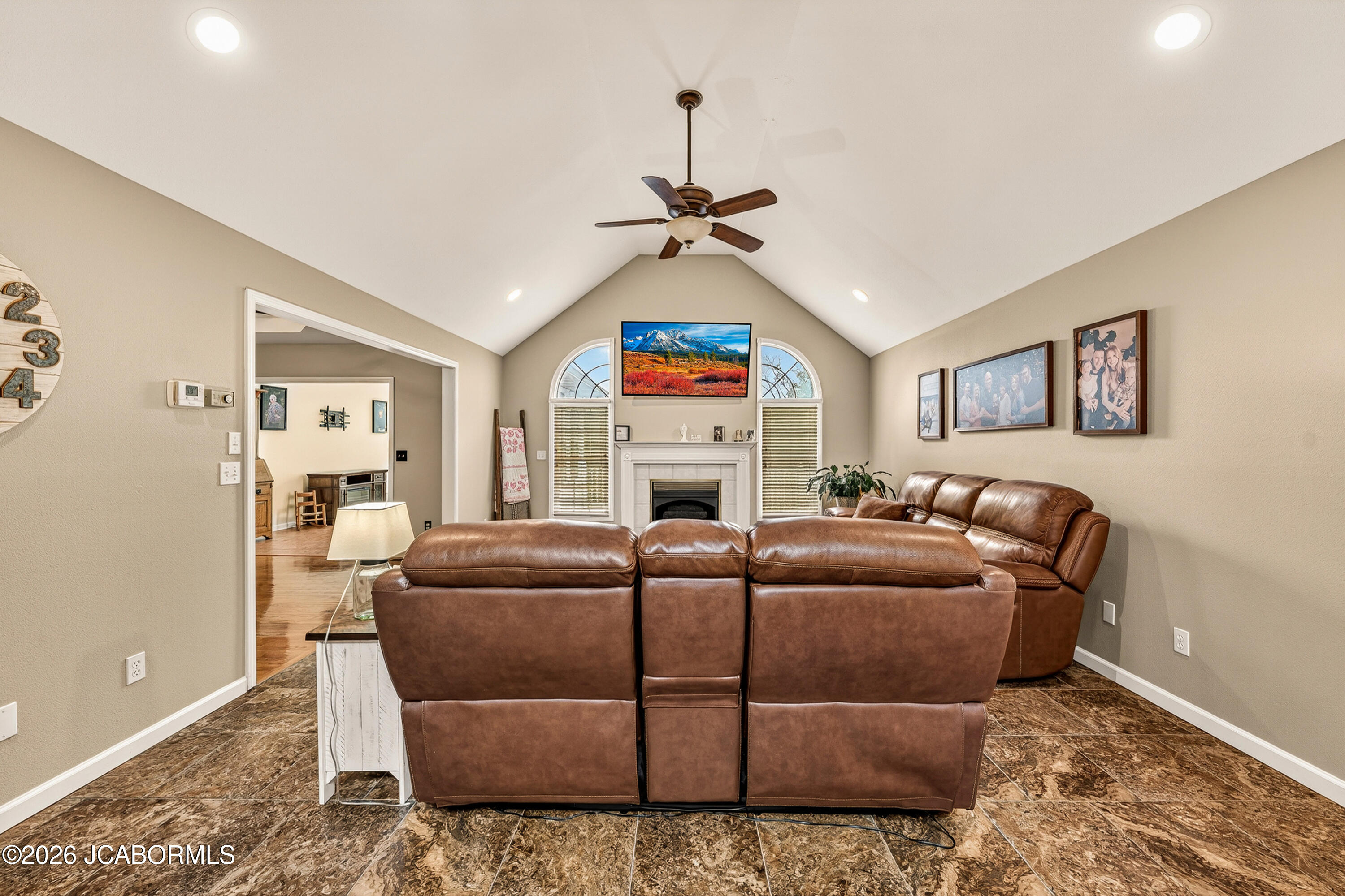 5122 Tanner Bridge Road Jefferson City, MO 65101 - Photo 7 of 65