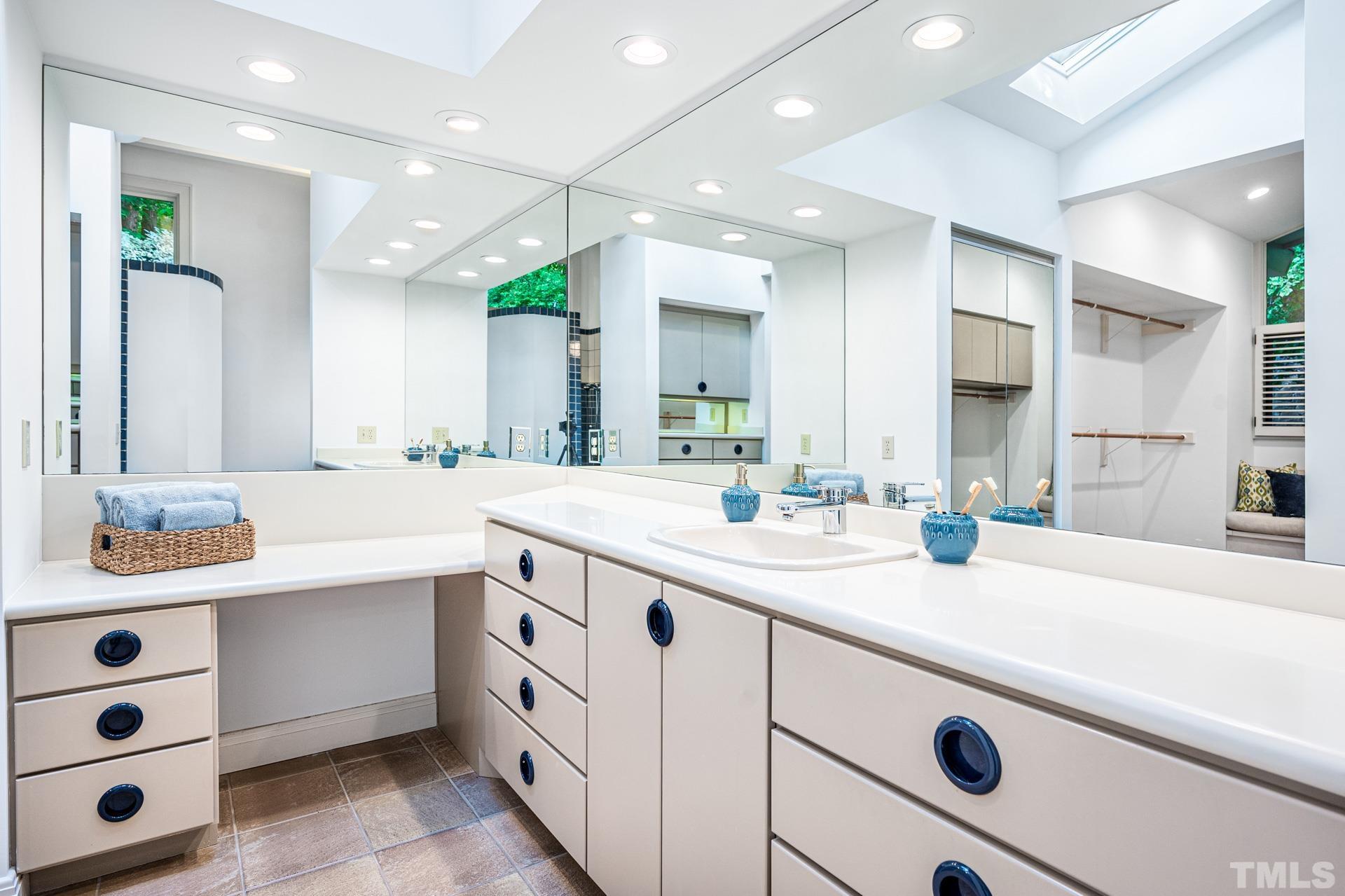 803 Cedar Falls Road Chapel Hill, NC 27514 - Photo 30 of 61