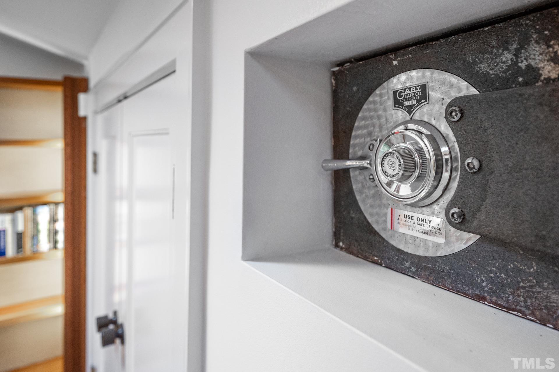 803 Cedar Falls Road Chapel Hill, NC 27514 - Photo 36 of 61