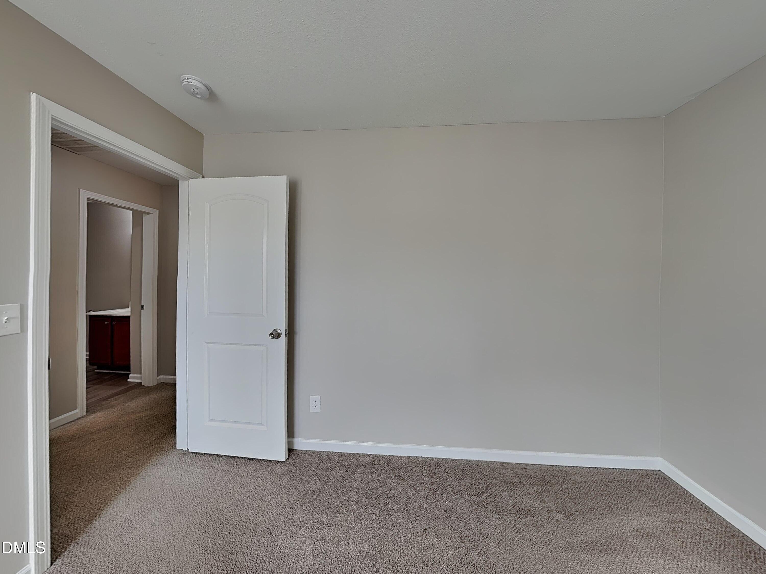 6800 Lakinsville Lane Raleigh, NC 27610 - Photo 11 of 16 10_pc_6cWbrL8X4E_1dhmpo0JTa_layout_1