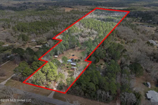 $575,000 | 24928 County Road 71, Robertsdale, AL 36567