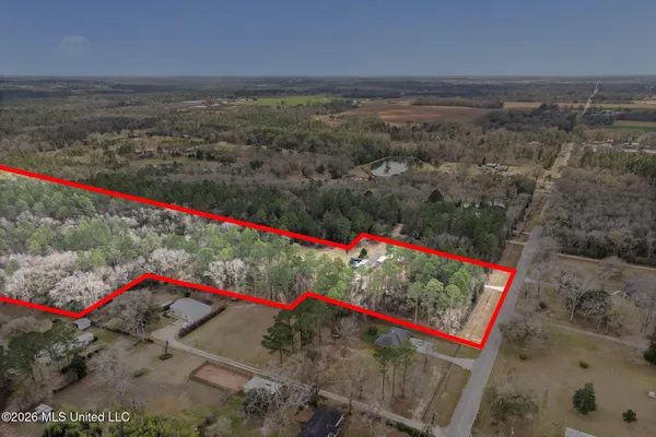 $575,000 | 24928 County Road 71, Robertsdale, AL 36567