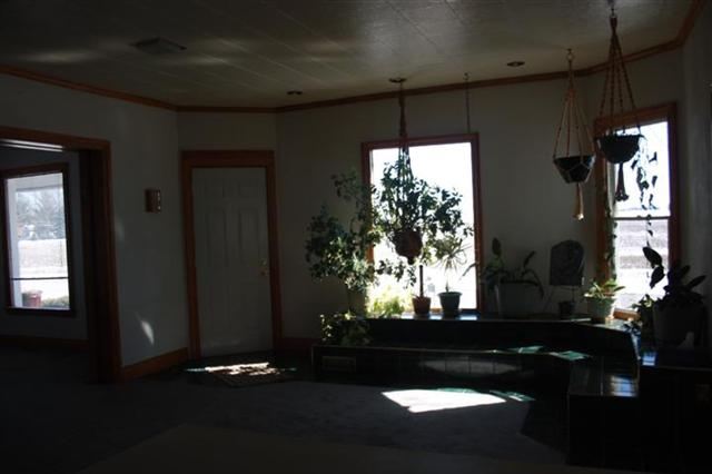 501 South Riggs Street Lone Tree, IA 52755 - Photo 8 of 23 Gallery Image 8