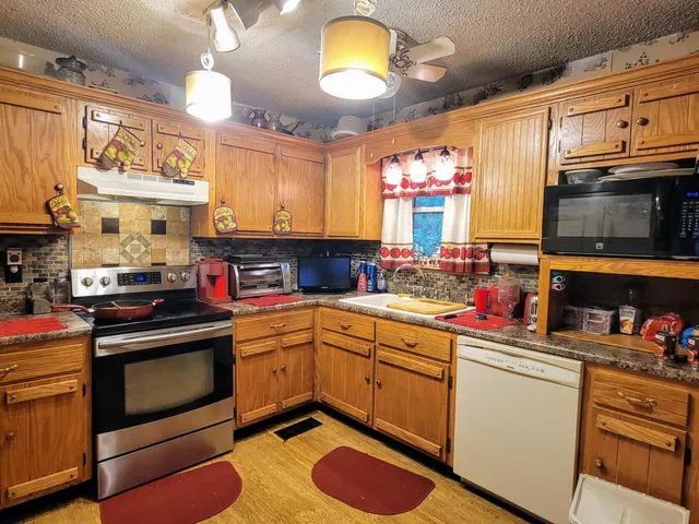 $389,990 | 12730 Weatherly Switch Road, Apison, TN 37311