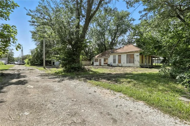 $46,900 | 175 3rd Street, Holt, MO 64048