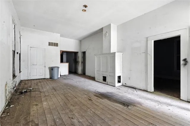 $46,900 | 175 3rd Street, Holt, MO 64048