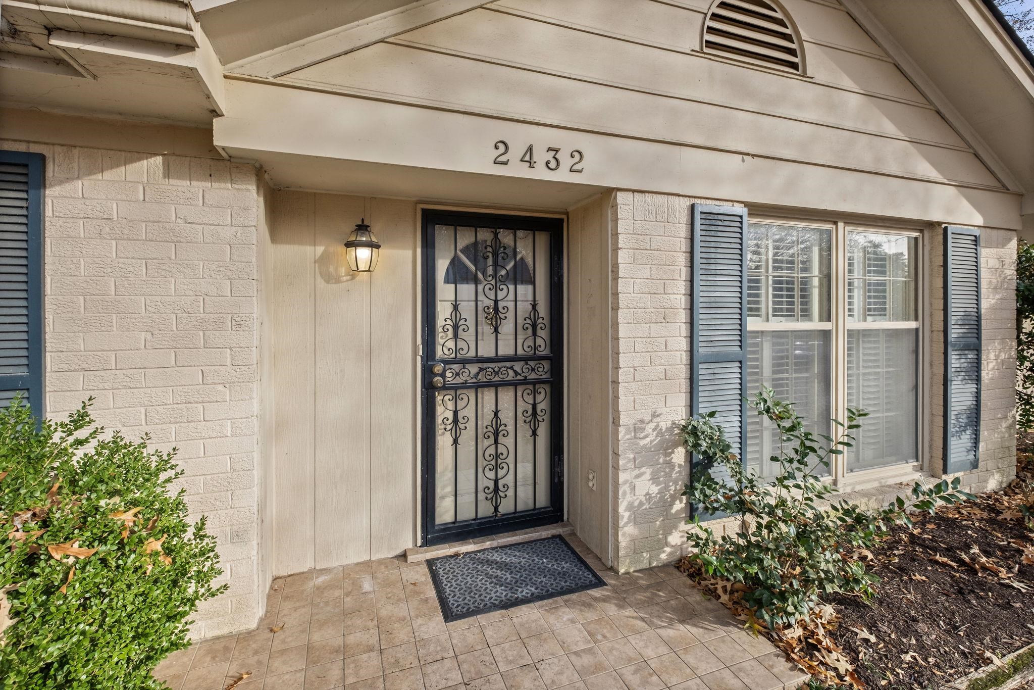 2432 Hawkhurst Street Memphis, TN 38119 - Photo 2 of 31 a front view of a building with a shower