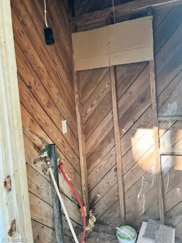 $1,000 | 2003 Byrd Street, Greensboro, NC 27401