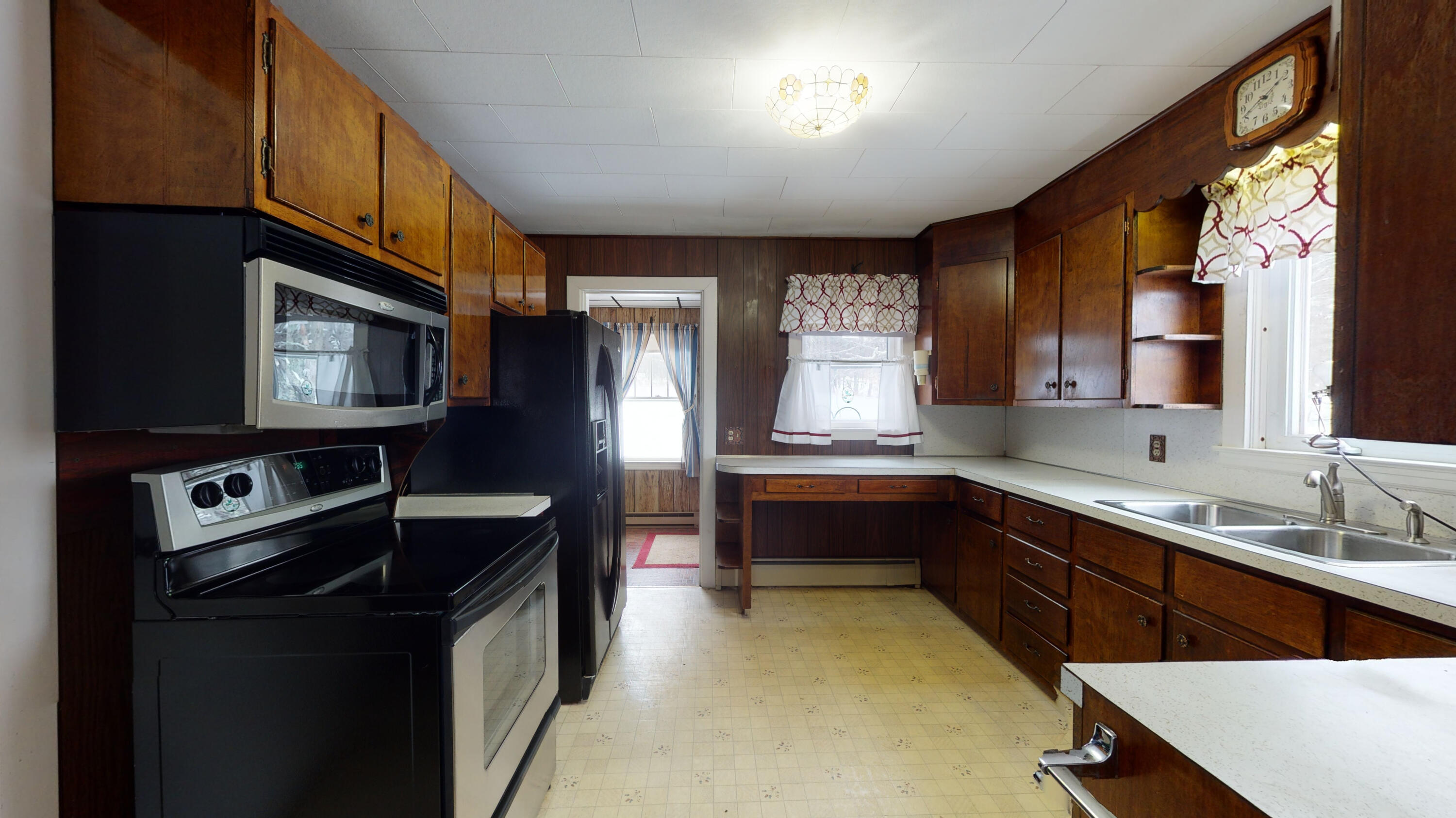 439 Pond Road Wales, ME 04280 - Photo 9 of 48 439-Pond-Rd-Wales-Maine-04280-02082022_1