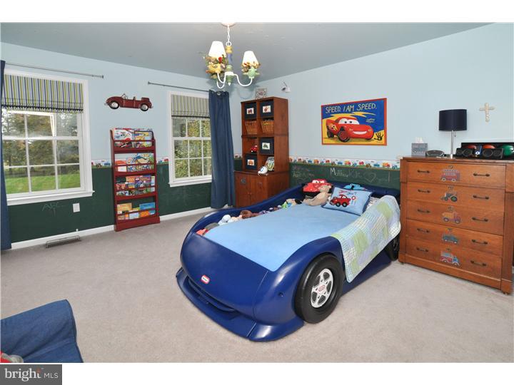 253 Scott Road Perkasie, PA 18944 - Photo 20 of 21 Bedroom 4