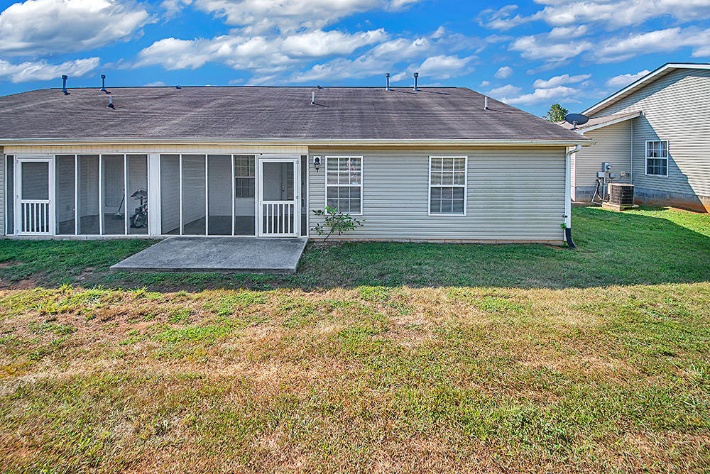 733 Spring Park Road Knoxville, TN 37914 - Photo 15 of 17 733 Spring Park Drive -15