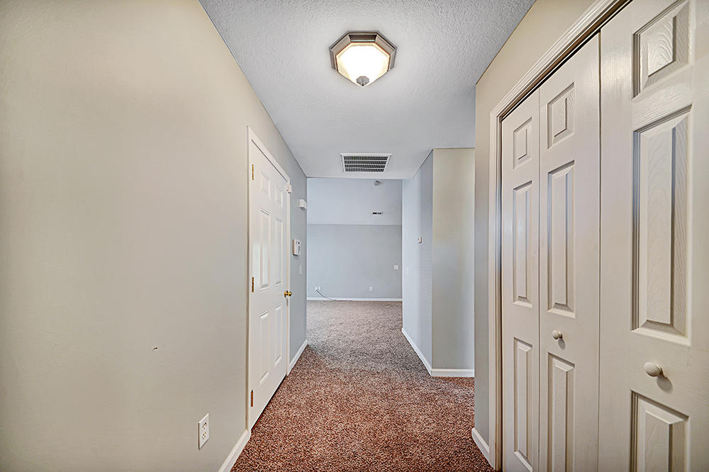 733 Spring Park Road Knoxville, TN 37914 - Photo 4 of 17 733 Spring Park Drive -1