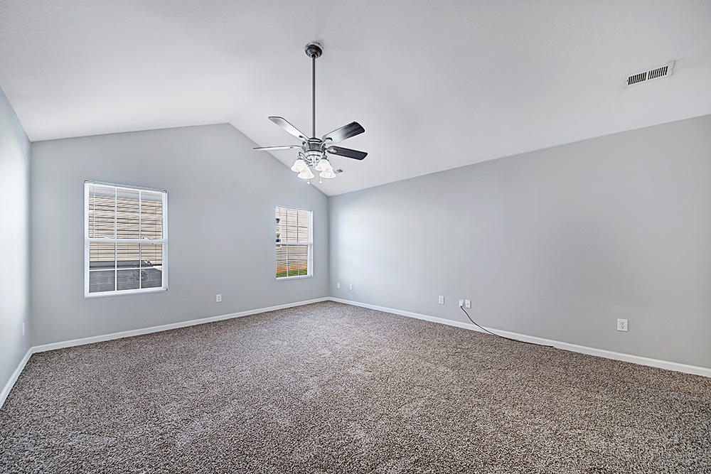 733 Spring Park Road Knoxville, TN 37914 - Photo 8 of 17 733 Spring Park Drive -5