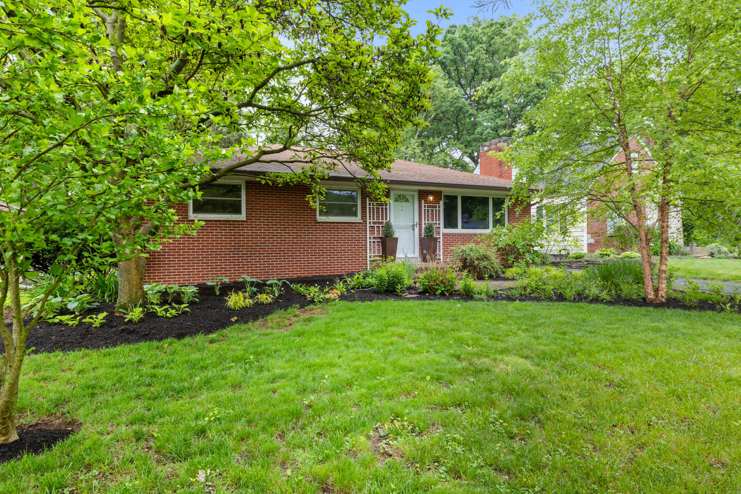 2629 Woodley Road Columbus, OH 43231 - Photo 2 of 32 2_front 02